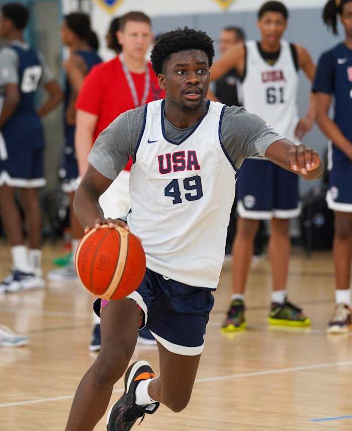 Annor Boateng practices with Team USA in Houston, Texas.
